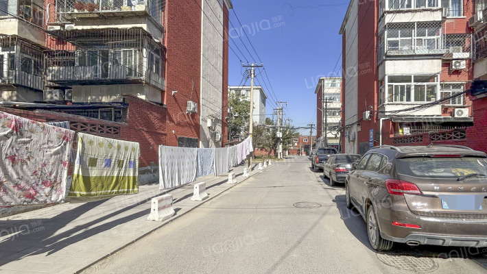 沙河镇南一村外景图