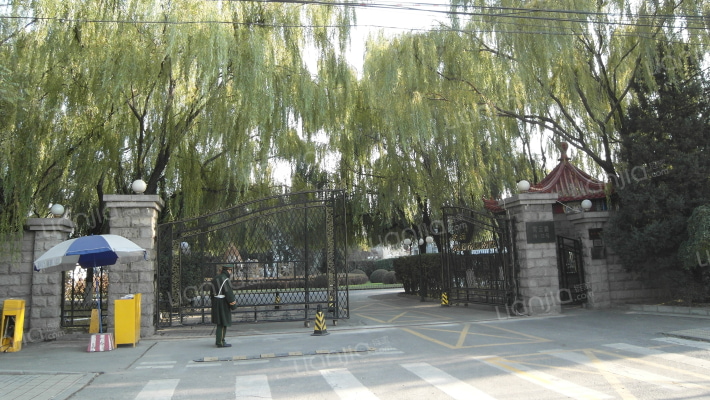 京润水上花园别墅外景图