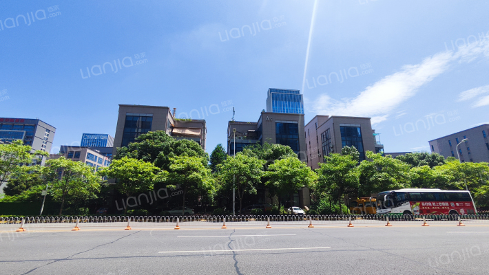 华中电子商务产业园外景图