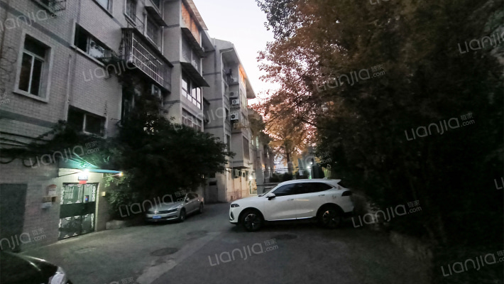 浣花逸景商务楼外景图