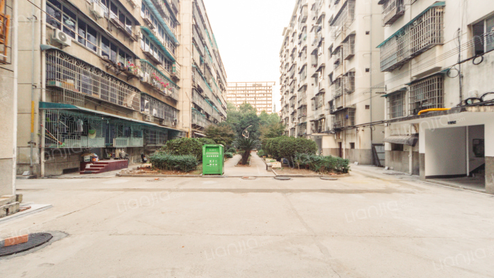 交通设计院陈家湖宿舍外景图