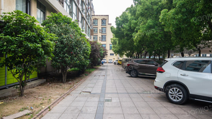 御苑天兴公寓酒店外景图