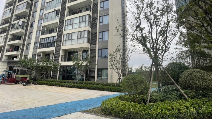 碧桂园经开城外景图