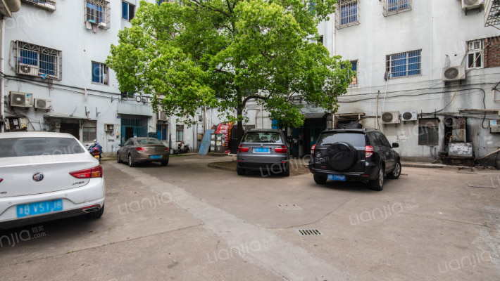 镇府路28号外景图