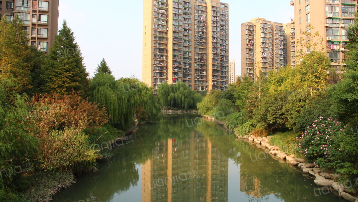 水印康庭外景图