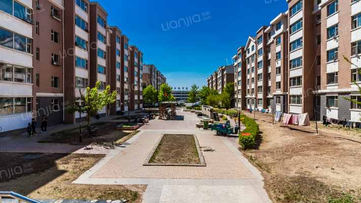 高新兴华园小区A区外景图