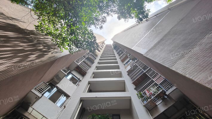 水映兰庭外景图