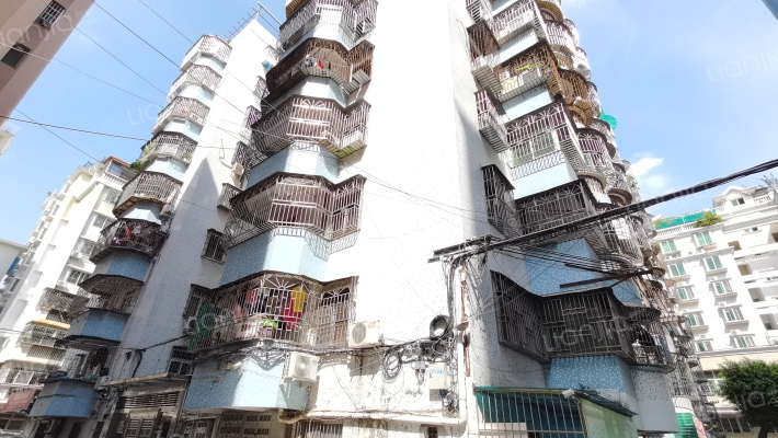 加旺花苑外景图