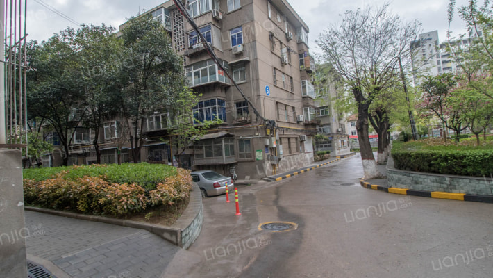 陕西省体育局家属院外景图