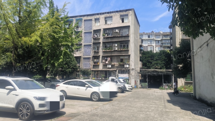 路桥公寓外景图