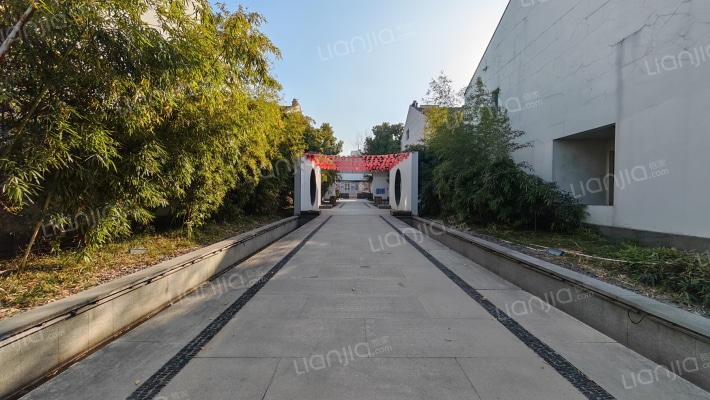 阳光100汀枫渡外景图