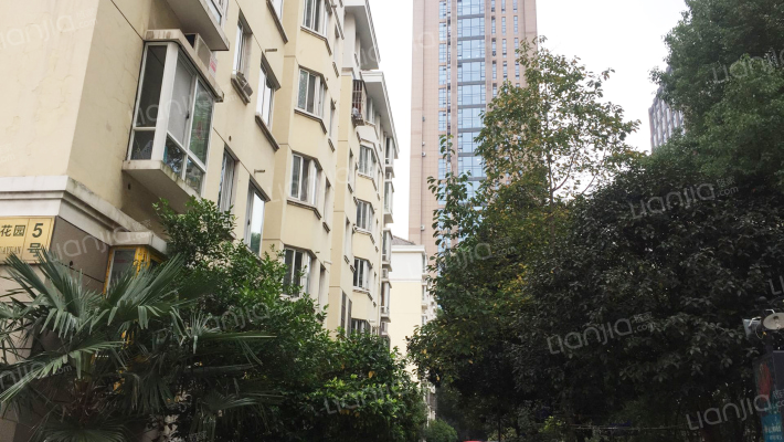 绿城花园外景图