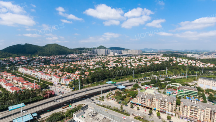 碧桂园凤凰城凤泉苑外景图