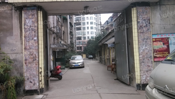 菜市巷16号外景图