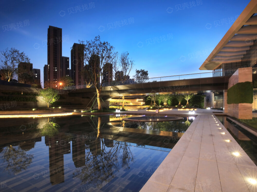 蓝光睿创新筑(蓝光黑钻公馆)相册