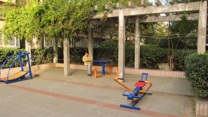 厢白旗甲2号院外景图