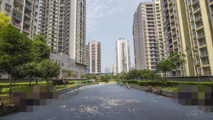 柏林小区外景图