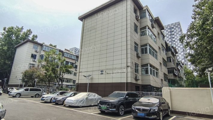 燕子山路2号院外景图