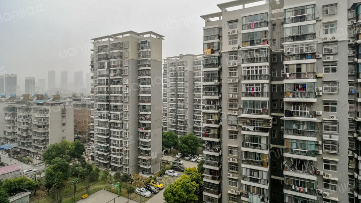 东源小区外景图