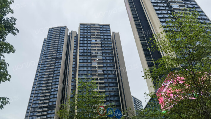 未来天空之城外景图