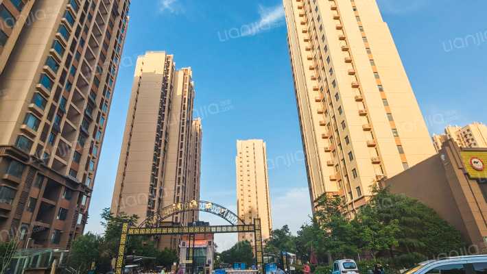 恒大滨河左岸朗润园外景图