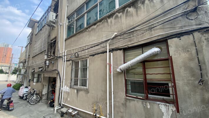 木浪路102号外景图