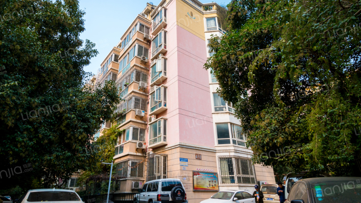 姿华文雅新世界三期外景图