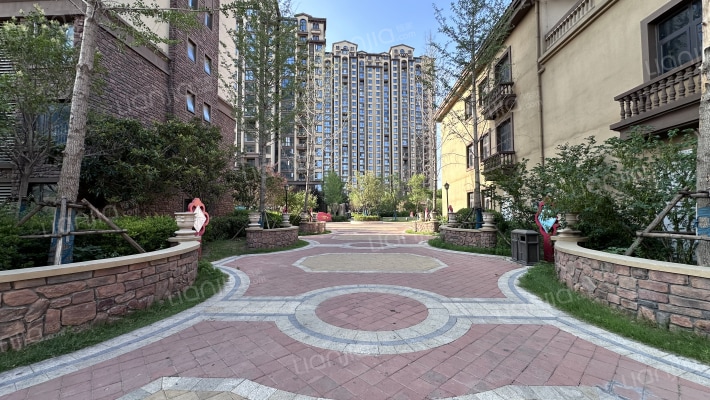 香江龙湾西苑外景图