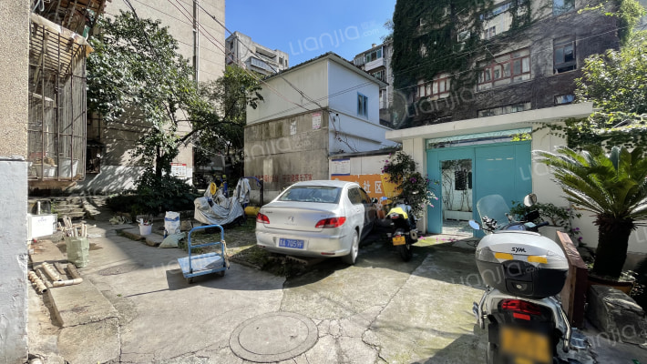 照壁巷18号外景图