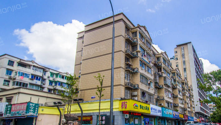 贤良巷1-9号小区外景图