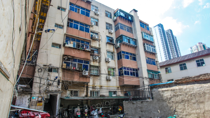 东里路三号院外景图