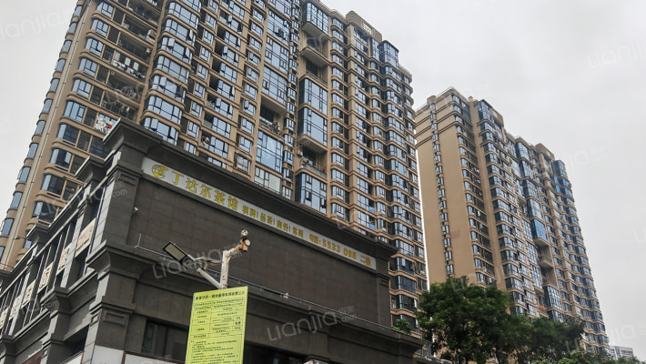 新景七星府邸外景图