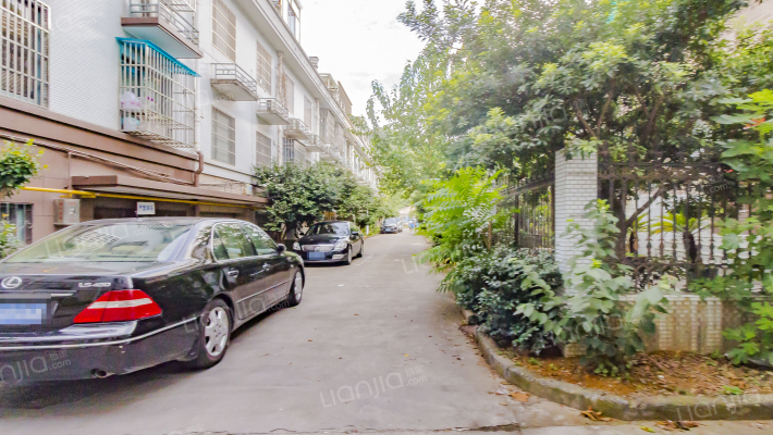 樱花小区外景图