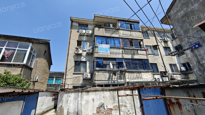 幸福路15-7号外景图