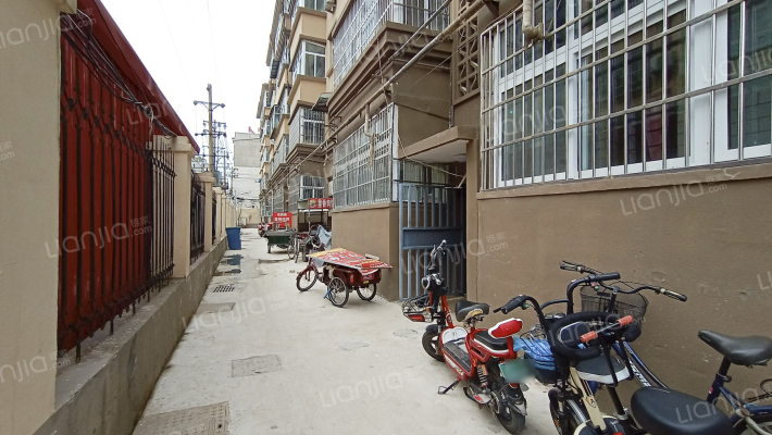 工行家属院外景图