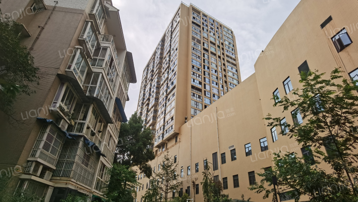 航丽广场外景图