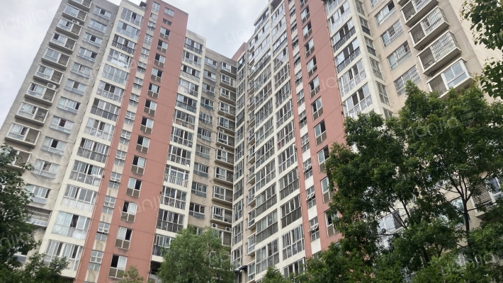 机车嘉苑外景图