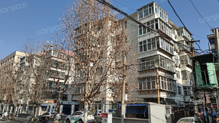 药材公司宿舍外景图