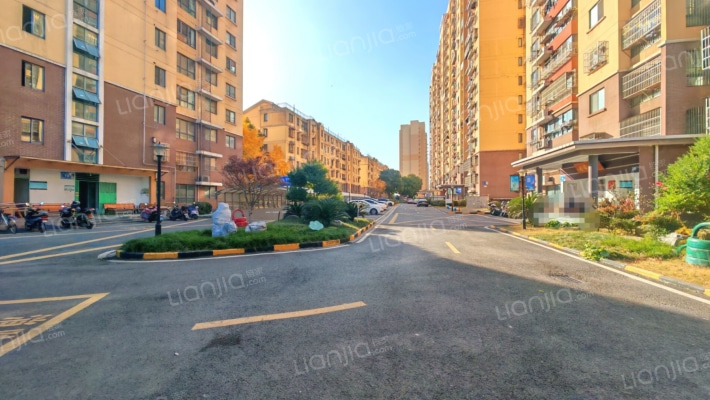 新河花苑外景图