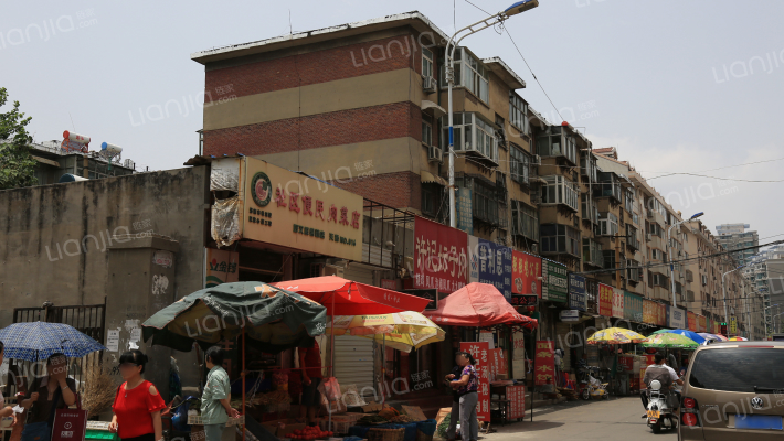 生产路22号院外景图