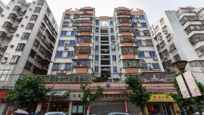 富丽家园东发楼外景图