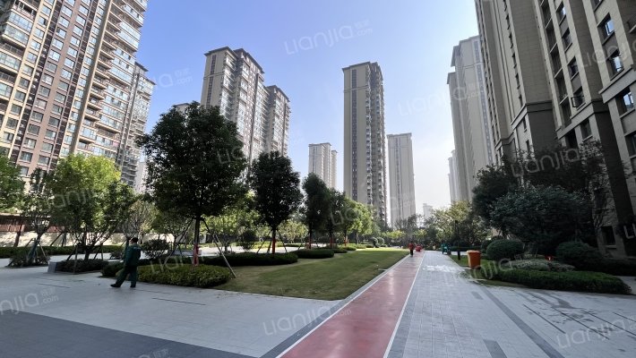 永丰乐城公园里外景图