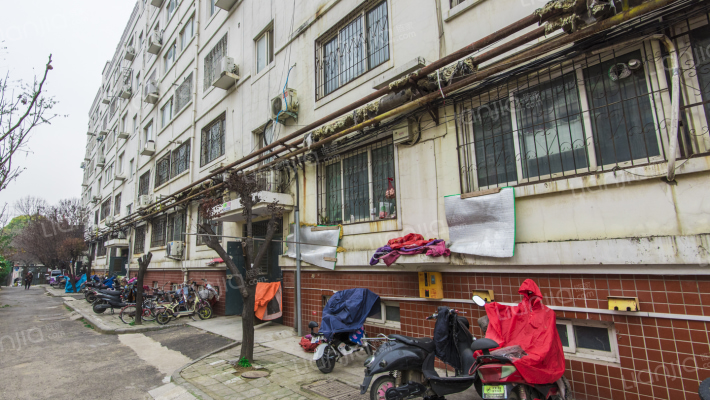 污水净化公司北环家属院外景图