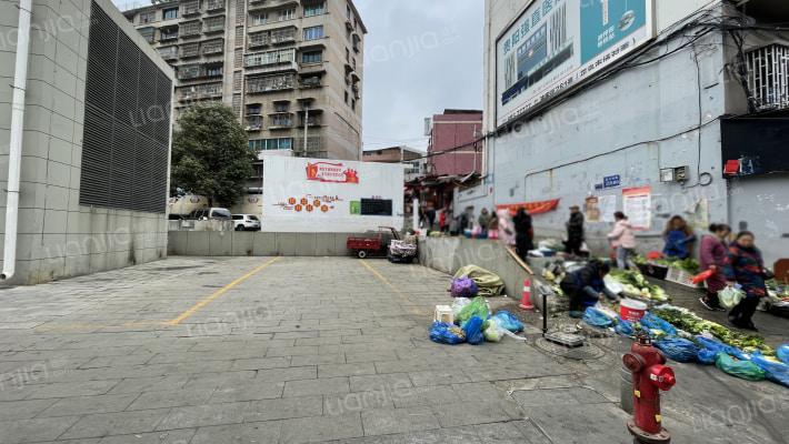 宝山南路580号外景图