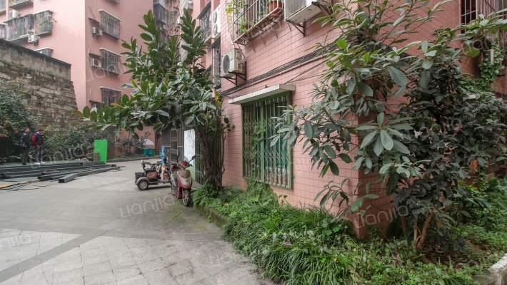 兴源小区外景图