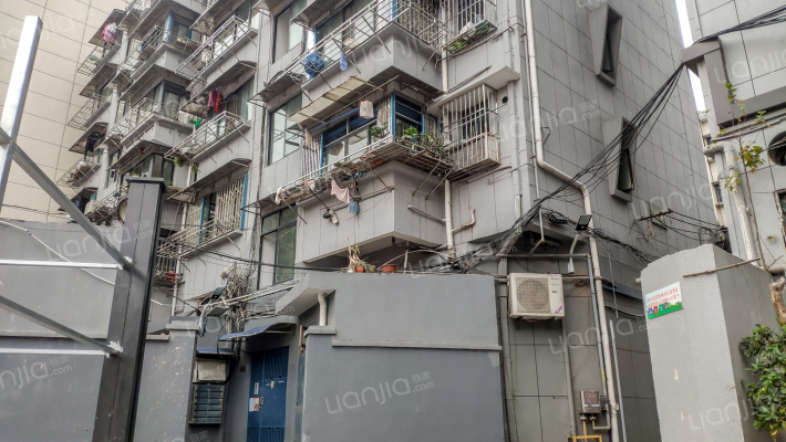 邱山大街344号-1外景图