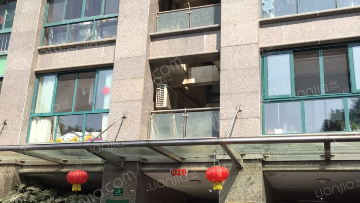 中通公寓外景图