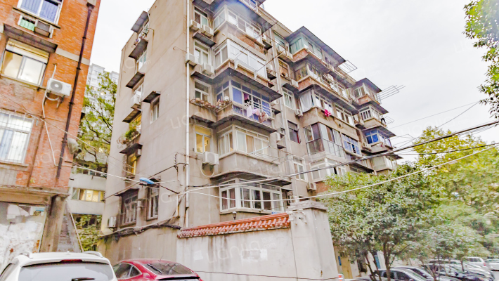 省建委宿舍外景图