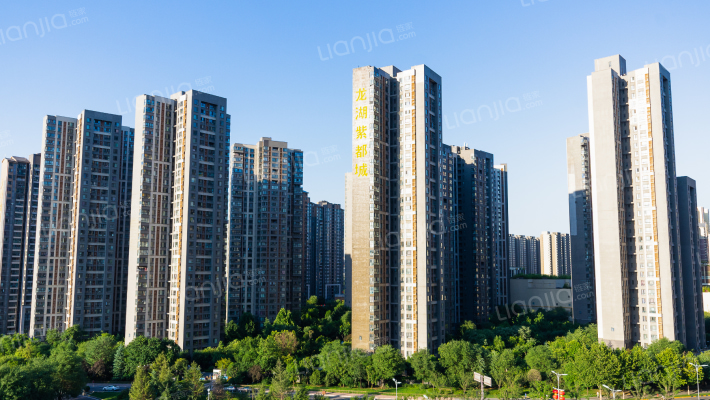 龙湖紫都城外景图