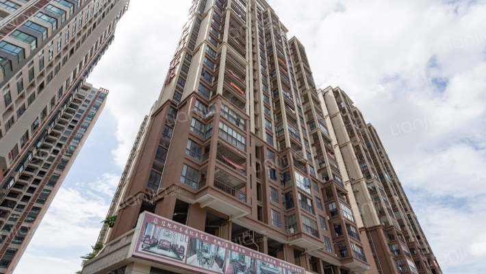 东家华府外景图